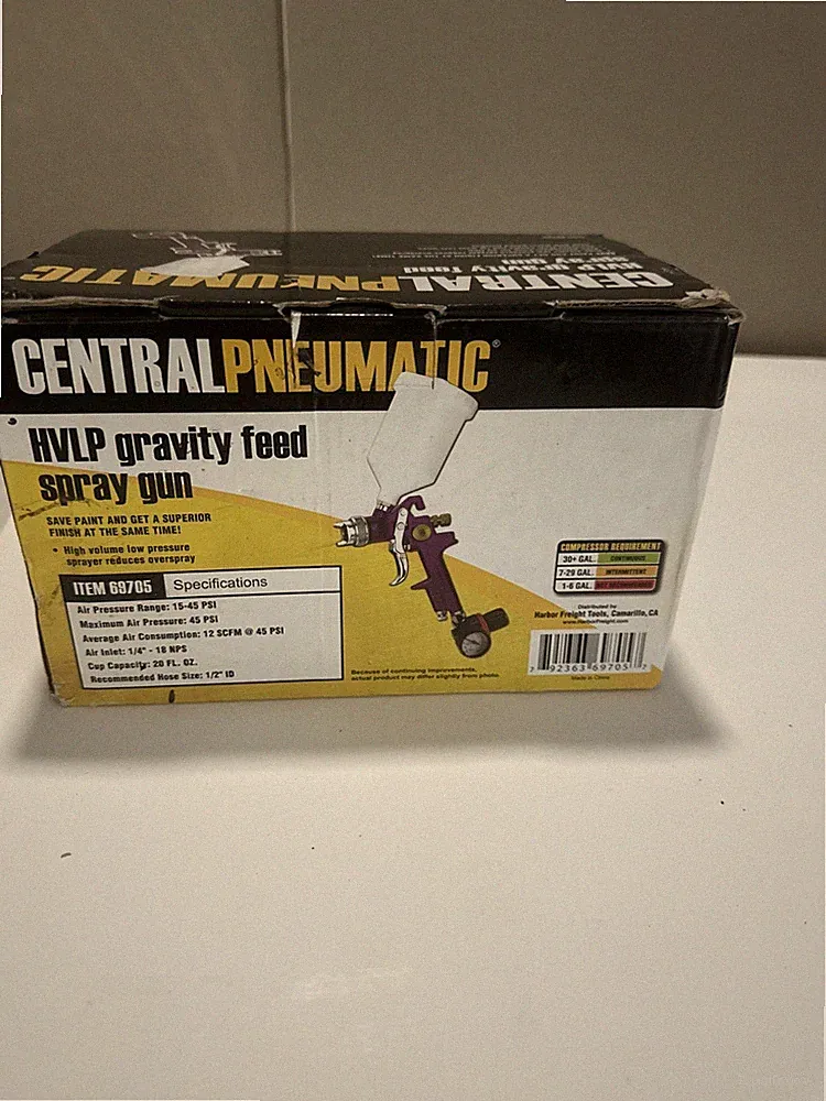 CENTRAL PNEUMATIC 20 oz. Cup HVLP Gravity-Feed Spray Gun w/Regulator #69705